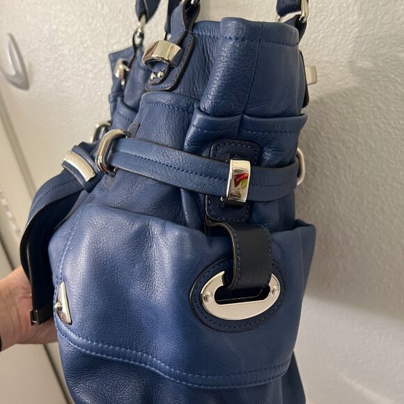 b. makowsky RARE Blue Leather Handbag - Picture 4 of 16
